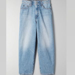 Levi’s Balloon Leg Jeans